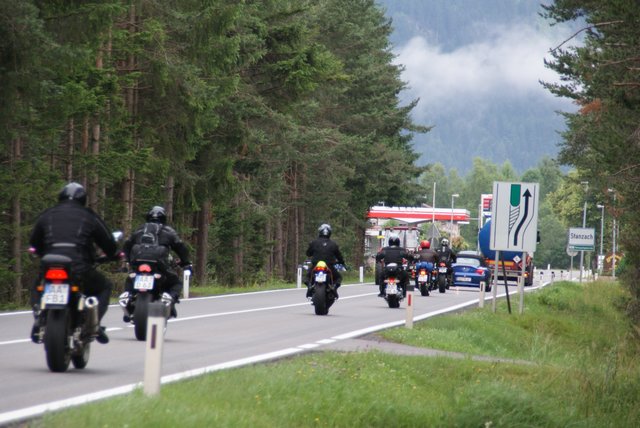 Die Verkehrsproblematik im Bezirk ist vielseitig. Der Lärm durch Motorräder gehört dazu.