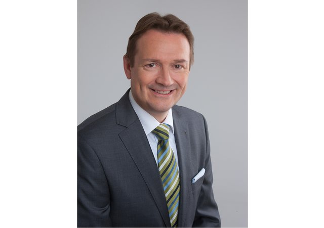Robert Koenes ist Spezialist für IT-Recruiting.