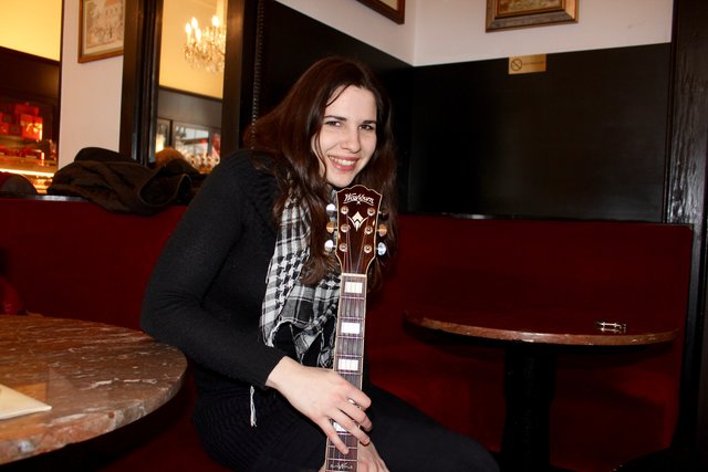 Syannah will mit ihrer Musik die Welt der Gefühle teilen.