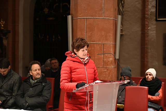 Mit Pauken und Trompeten lud das Ensemble "Trumpet Brass" zum Jahreswechsel | Foto: Robert Obervolina