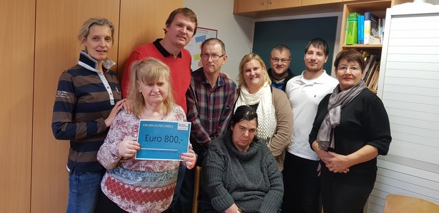 Von links: Danja Wachmann, Uli, LAbg. Bernhard Hirczy, Hansi, Eva Winkler, Martina, ÖAAB-Obmann Thomas Hoscher, JVP-Obmann Michael Lang und Adelheid Janosch. | Foto: ÖVP