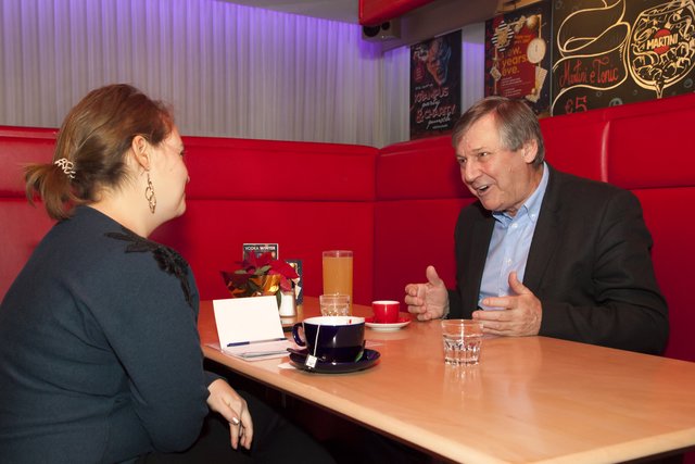 Bezirksvorsteher Erich Hohenberger (SPÖ) im Gespräch über das Jahr 2018 in der Landstraße. | Foto: Helmut Jakich