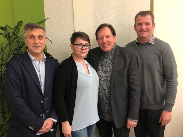 Vizebgm. Josef Habeler, Julia Habeler, Bgm. Matthias Weghofer und GV Christoph Ramhofer bei der Angelobung | Foto: Gemeinde Wiesen