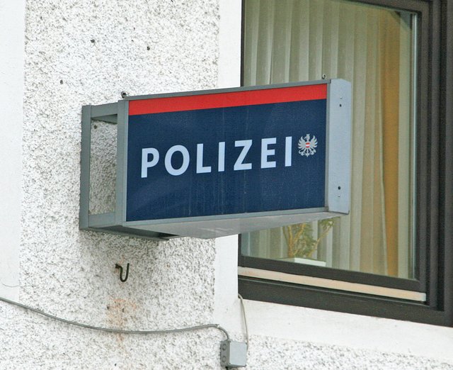 Von Einbruchsversuchen in mehrere Personalzimmer eines Gastronomiebetriebes in Sankt Michael berichtete die Exekutive. (Symbolfoto)