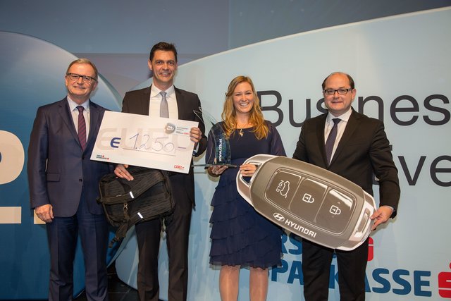 Karlheinz Kopfe (WKÖ Generalsekretär), Markus und Anna Pollhamer (Gründer Innoviduum GmbH), Roland Punzengruber (GF Hyundai Import GmbH)