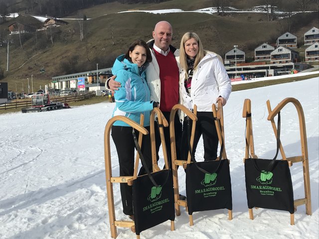 Die beiden Politikerinnen mit dem Bramberger Bürgermeister Hannes Enzinger - zu diesem Zeitpunkt gab's noch nicht so viel Schnee wie jetzt. | Foto: Carmen Boschele