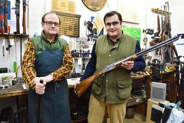 Martin und Philipp Kruschitz führen zu zweit das mittlerweile 80 Jahre alte Geschäft.