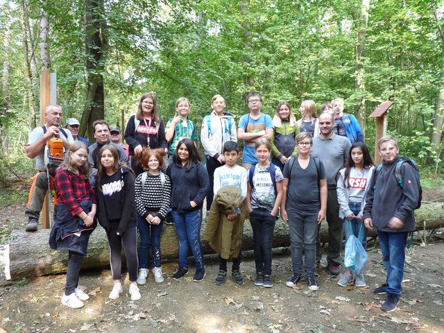 NMS Hollabrunn machte Unterricht im Wald! | Foto: Brauneis