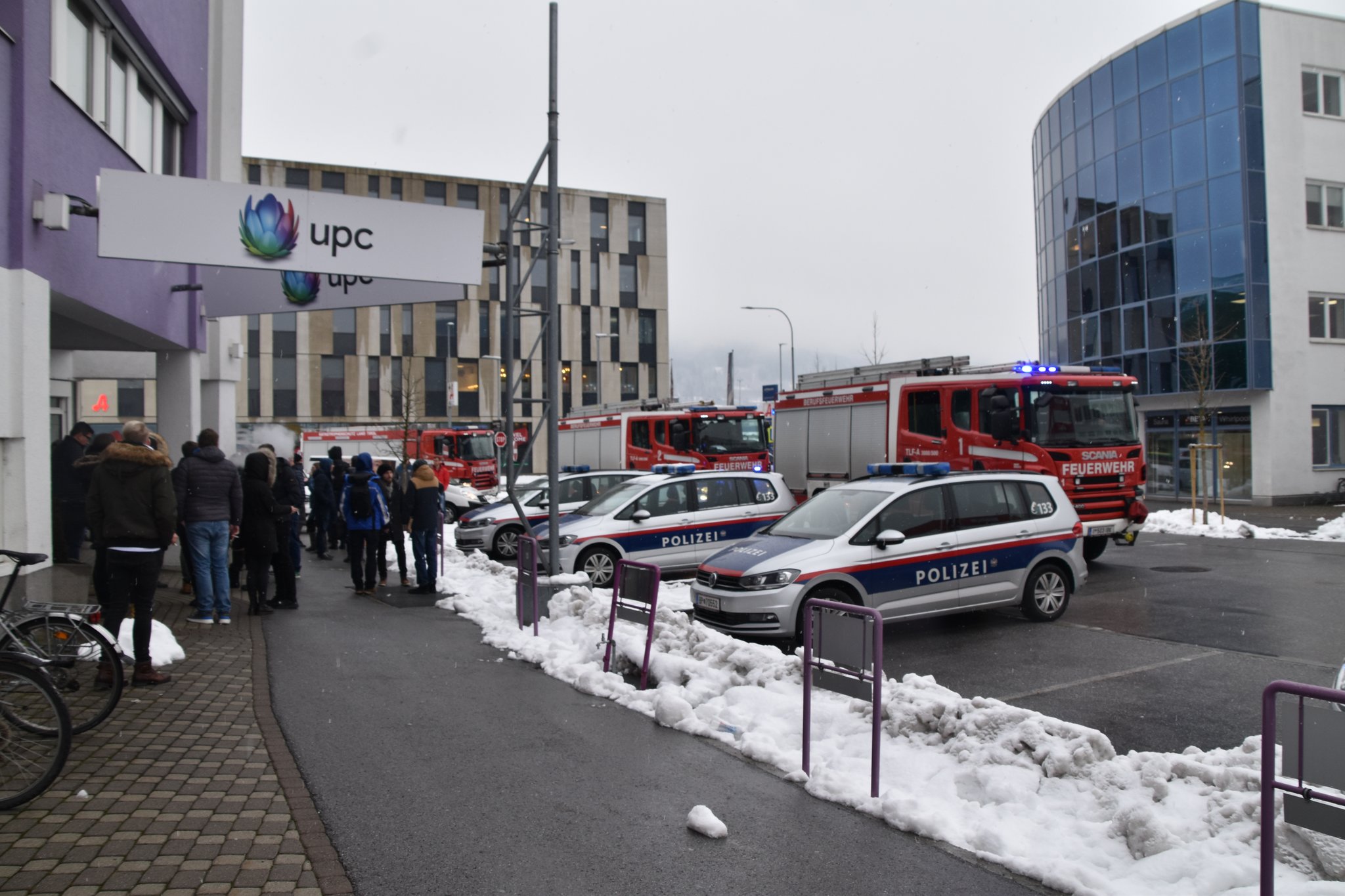 Brandmeldung: Großeinsatz in der Eduard-Bodem-Gasse - Innsbruck
