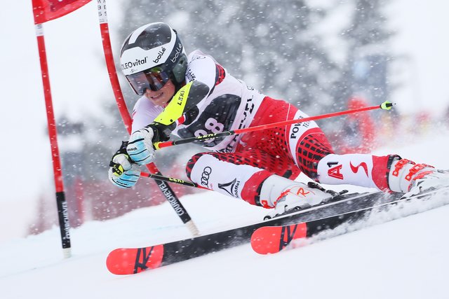 Eine Woche nach ihrem Debüt im Ski-Weltcup wurde sie Juniorenweltmeisterin im Riesentorlauf: Julia Scheib