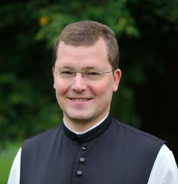 Der junge Mönch Pater Johannes Paul Chavanne