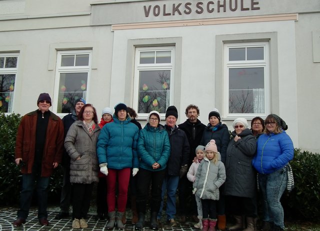 Die Bürgerinitiative übt Kritik an den Funkmast-Plänen nahe der Schule.