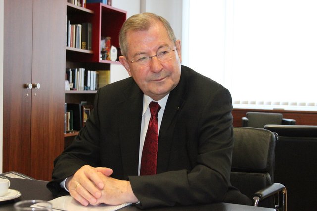 Ehemaliger Raiffeisenlandesbank-Generaldirektor Ludwig Scharinger verstorben. | Foto: BRS