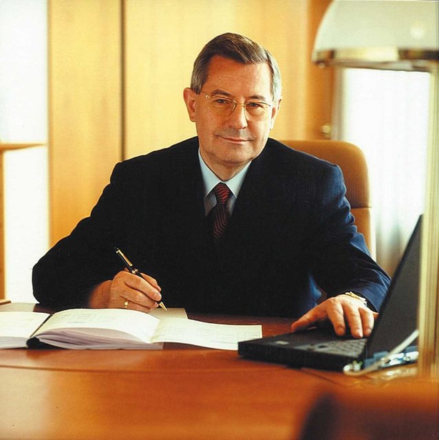 1985 übernahm Ludwig Scharinger die Führung der RLB OÖ. | Foto: RLB OÖ