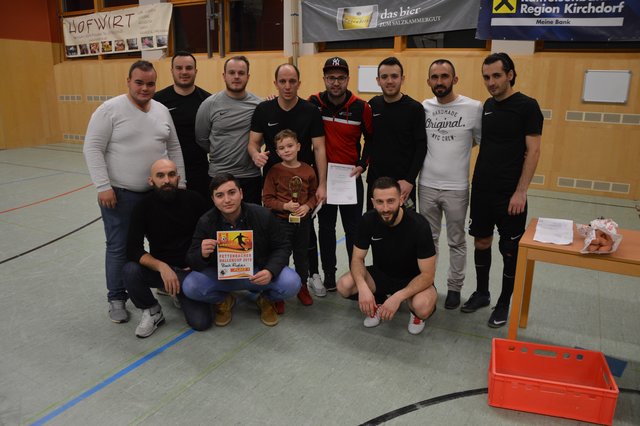 Turniersieger: Black Eagles aus Linz überraschten beim 4. Pettenbacher Hobbyhallencup | Foto: Wolfgang Feichtinger