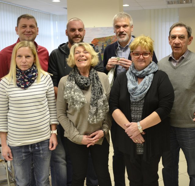 Elisabeth Leopold und das Team vom Kindermaskenball.