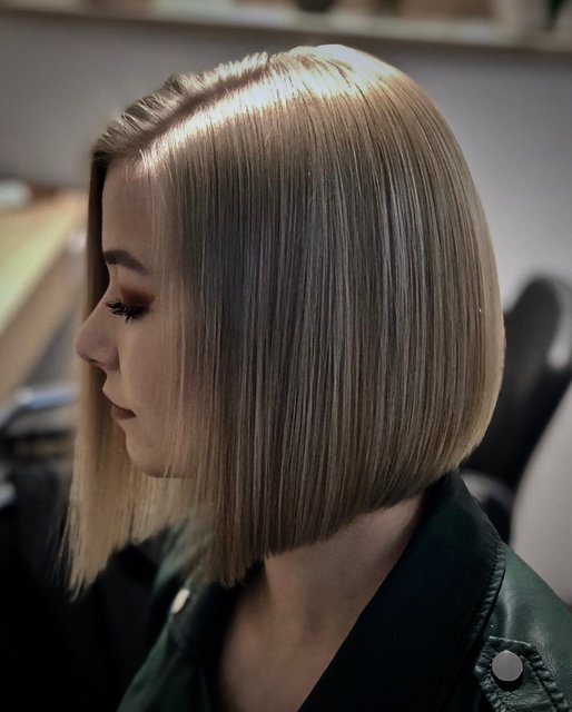 Der "Sleek Look" betont den Scheitel besonders gut. | Foto: Julia Steinbichler