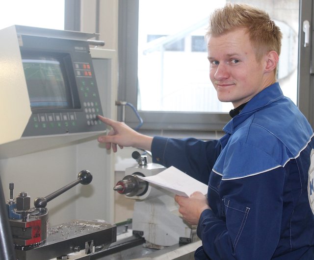 Durch neuerste Technik werden zwar Arbeitsschritte erleichtert, doch der Mensch hinter der Maschine bleibt essenziell | Foto: WOCHE