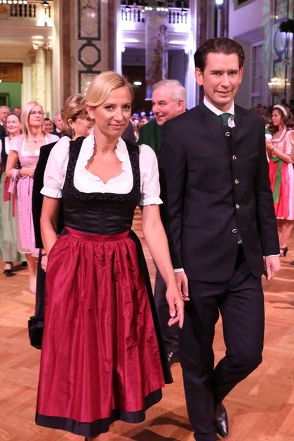 Die Regierung zu Gast: Juliane Bogner-Strauß und Sebastian Kurz | Foto: Katharina Schiffl