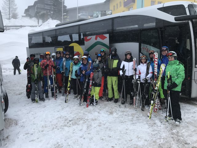 Der SK Askö Greuth beim Skitag am Katschberg | Foto: KK
