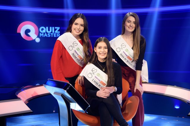 Sie wollen "Quizmaster" werden: Viviane Reinhardt aus Neufeld, Jennifer Malits aus Güssing und Angelika Tuifel aus Eberau (von links). | Foto: Servus TV / Martin Hörmandinger