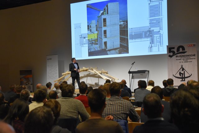 Holzbau im Aufwind: Jung ist davon überzeugt, dass in der Zukunft viele Hochhäuser in Holzbauweise realisiert werden. 