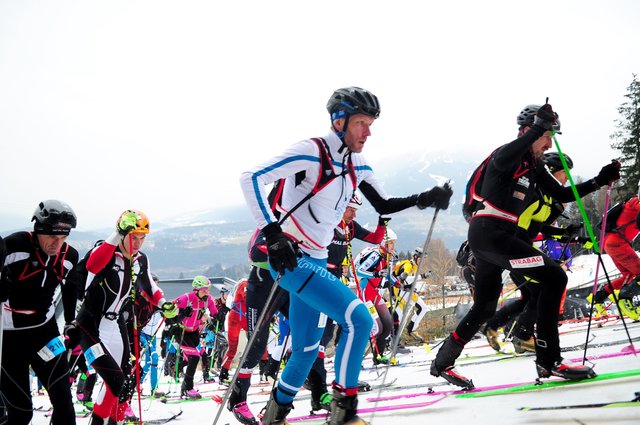 Das Speckjagern lockt bereits zum 11. Mal die Skitourenfans auf den Patscherkofel! | Foto: Hassl