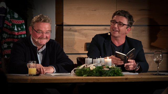 Die TV-Lieblinge Ferry Öllinger und Hans Sigl bei der Lesung in Scheffau. | Foto: GPhoto/Martin Guggenberger