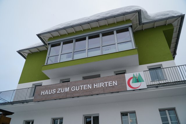 Erweitern, oder um ein neues Haus ergänzen: Im Moment ist es unklar, wohin die Reise bei der Pflegeversrogung geht. | Foto: Reichel