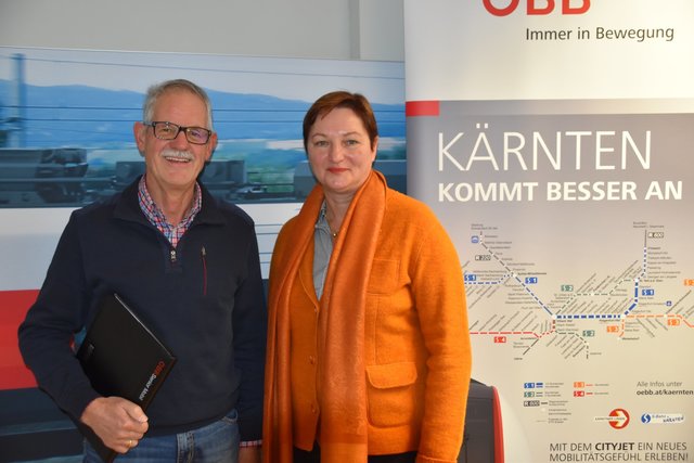 Stehen den Spittalern mit Rat und Tat zur Seite: Die Senior-Mobil-Berater Helmut Kühr und Sonja Notdurfter | Foto: Wrann