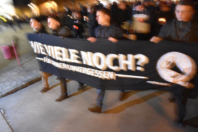 An diesem Abend die einzige politische Parole an vorderster Front.