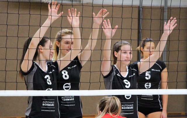 Starker Block: Ines Brunner, Lena Brunner, Lisa Edelhofer, Sandra Simon