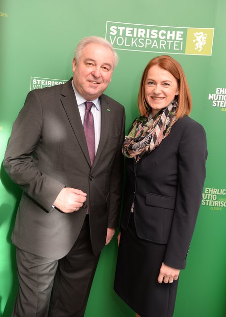 Einstimmige Entscheidung der steirischen Volkspartei für Simone Schmiedtbauer (r.) – mit LH Hermann Schützenhöfer