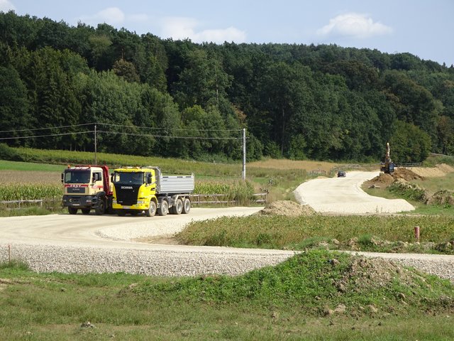 Die begleitende Baustraße für die S7 ist fertiggestellt, nun folgt der Beginn des Tunnelbaus.