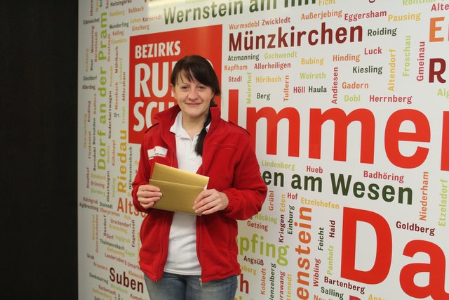 &lt;f&gt;Petra Spiesberger&lt;/f&gt; gewann den Gugerbauer-Gutschein. | Foto: Bachmayer