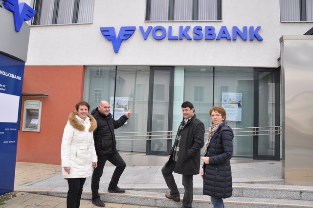 Bürgermeisterin Anni Steindl, Ortsvorsteher Sebastian Neid, Stadtrat Gottfried Hirschbüchler, Gemeinderätin Karin Winkler | Foto: ÖVP Wolkersdorf