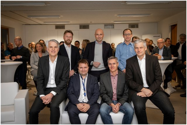 Diskutierten über Smart Services: C. H. Wecht, H. Aschbacher, A. Puwein (Wirecard CEE), M. Mössler, Th. Mrak, A. Aldrian, P. Kastner