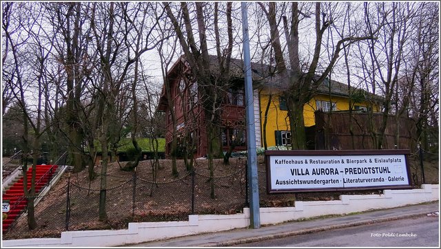 Das Ausflugsgasthaus steht unweit vom Schloss Wilhelminenberg.