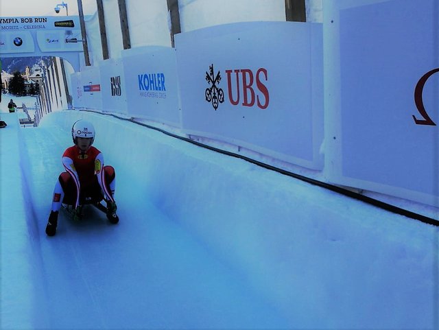 Noah Kallan beim Zieleinlauf in St. Moritz. | Foto: Kallan/LRV