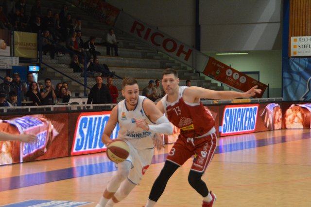 Hayden Lescault steuerte 16 Punkte zum Sieg gegen die Lions bei.