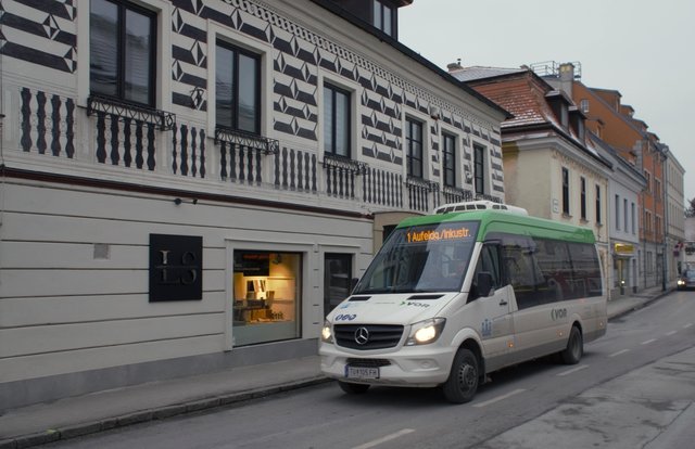 Bei den Stadtbuslinien 1 und 2 gibt es eine Verschränkung – damit ist der Bahnhof Weidling nun auch vom Sachsenviertel und der Oberen Stadt aus bestens erreichbar. | Foto: Stadtgemeinde Klosterneuburg/SchuhE