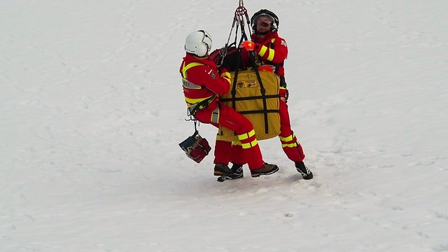 Und ab geht es zum Unfallsort Skiabfahrt Untersberg