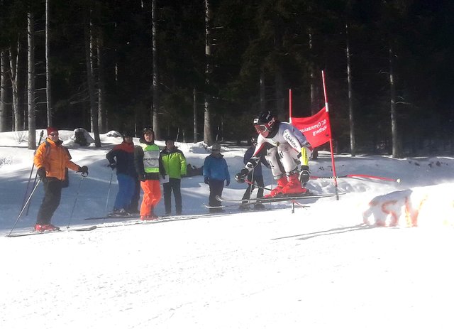 Alina Kogler auf dem Sprung zum Sieg | Foto: KK