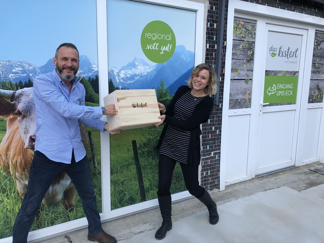 Isabella Heinze und Alex Mraz betreiben "Das Kisterl".