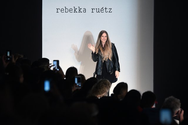 rebekka ruétz steht für extravagante Kreativonen – jetzt ließ sie sich von MPREIS inspirieren. | Foto: rebekka ruétz