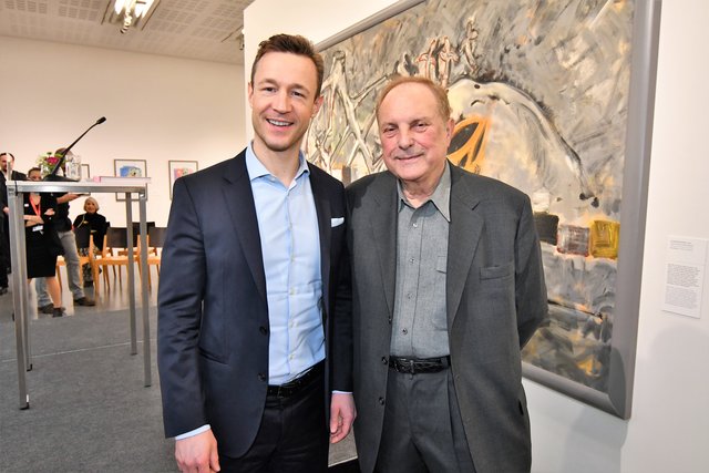 Bundesminister Gernot Blüme mit Christian Ludwig Attersee. | Foto: Markus Spitzauer