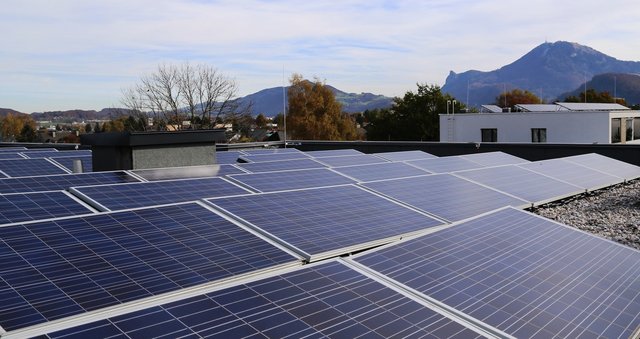 Tirol soll in Sachen Photovoltaik einen Zahn zulegen, so Grüne Klubobmann Gebi Mair.