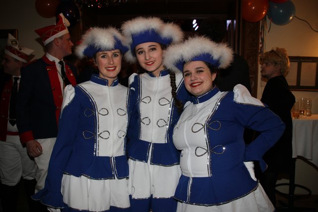 Gardemädels: Raphaela, Sara und Laura.