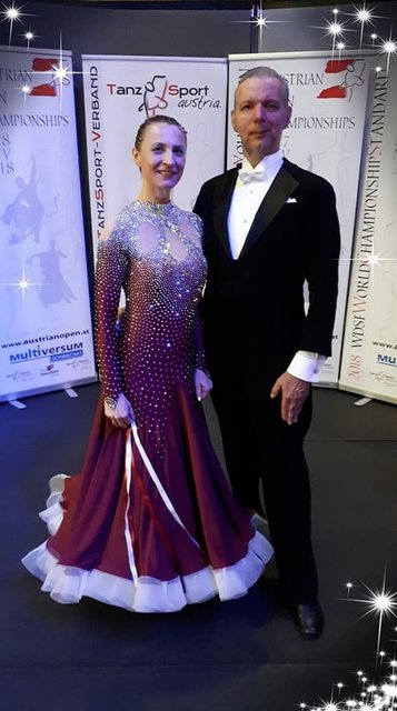 Hilde und Wolfgang bei den Austrian Open Championships im November 2018. Hilde und Wolfgang sind Club-Urgesteine und tanzen beide Disziplinen - Standard und Latein - sehr erfolgreich bei nationalen und internationalen Turnieren.  | Foto: UTSC KeepSwinging via Facebook
