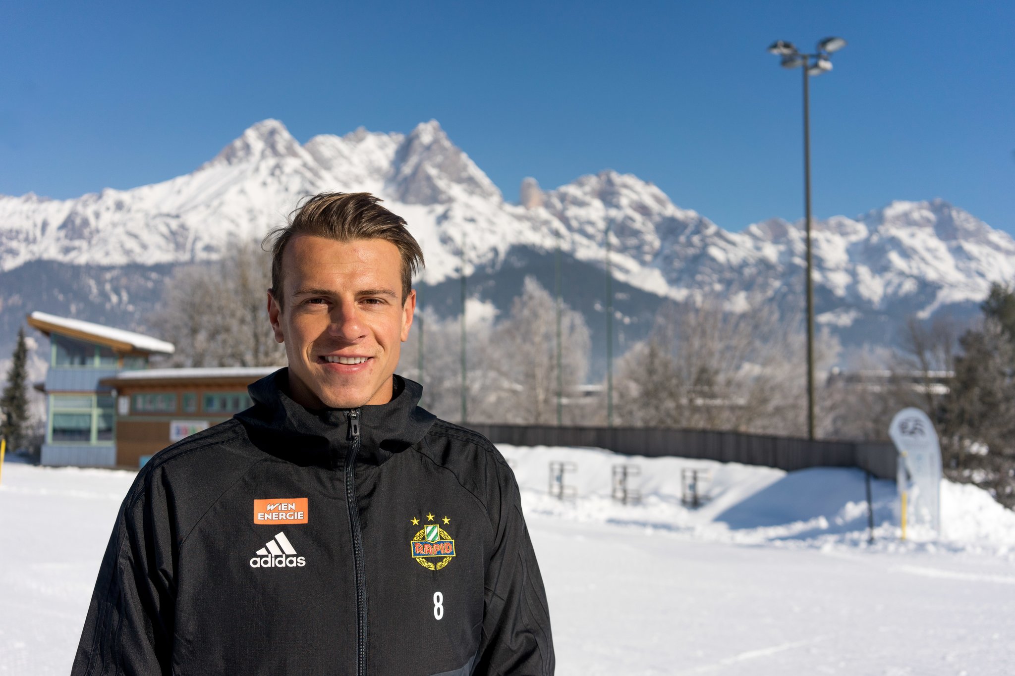 Fußball Vom Rasen in den Nordic Park Stefan Schwab am 10. Februar auf